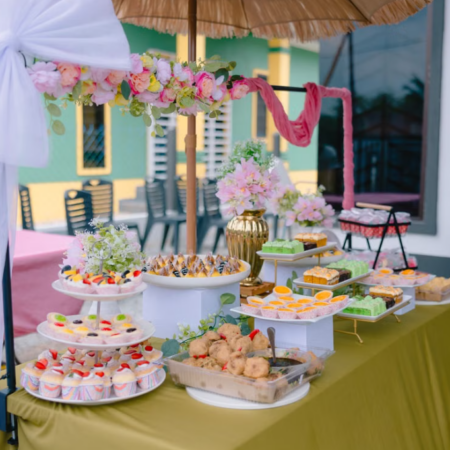 Lightweight Outdoor Tea Break/Party Setup Template (Featuring Straw-Style Parasols)