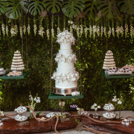 Forest-Themed Suspended Multi-Tier Cake Display Set