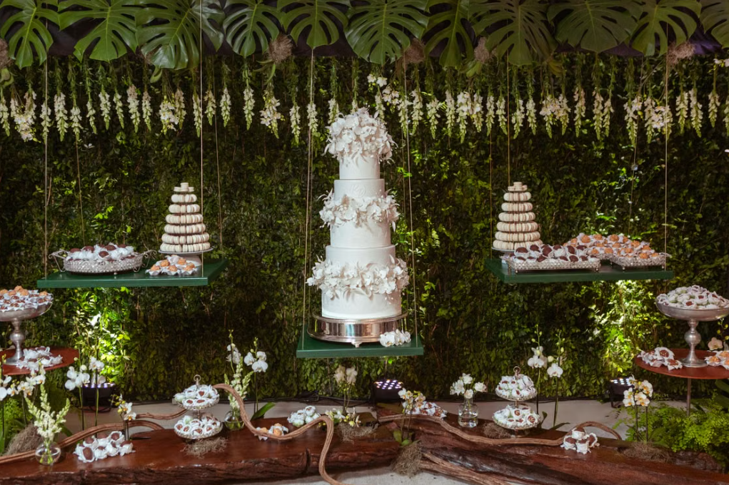 Forest-Themed Suspended Multi-Tier Cake Display Set